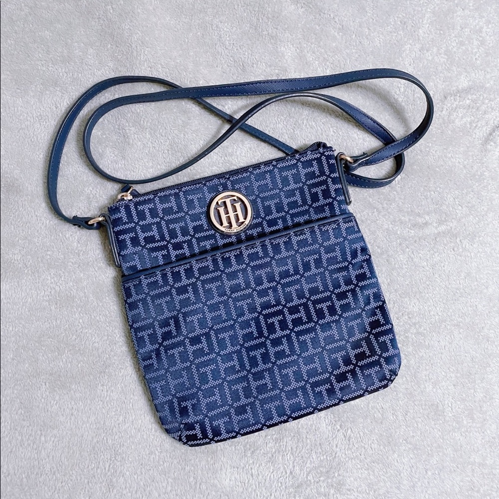 Tommy Hilfiger blue crossbody purse bag